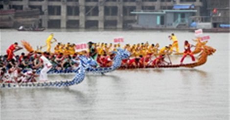 Lễ Hội Bơi Chải Bạch Hạc