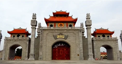 Top 10 Điểm Đến Không Thể Bỏ Lỡ Khi Đến Thành Phố Việt Trì