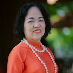 Trọn Gói Nghỉ Dưỡng Cho Người Cao Tuổi 7 Ba-Nguyen-Hoa