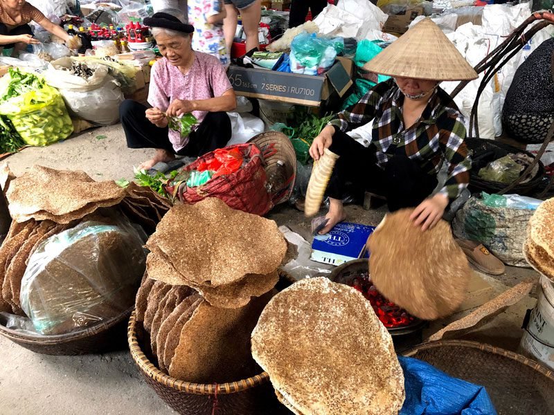 Banh-Da-Ke-Xom-Qua-Que-Dan-Da