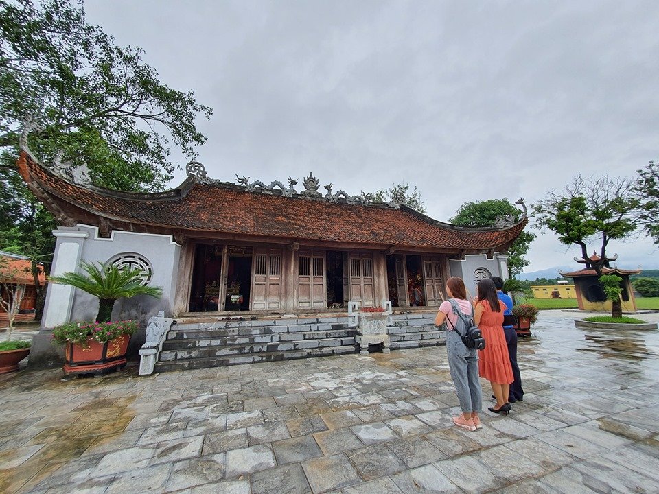 Đền Lăng Sương - Điểm Du Lịch Tâm Linh Tại Thanh Thủy