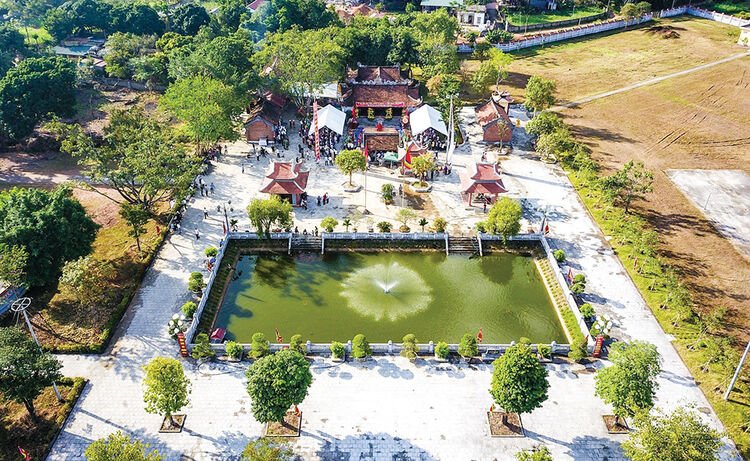 Đền Lăng Sương - Điểm Tâm Linh Nổi Tiếng Tại Thanh Thủy